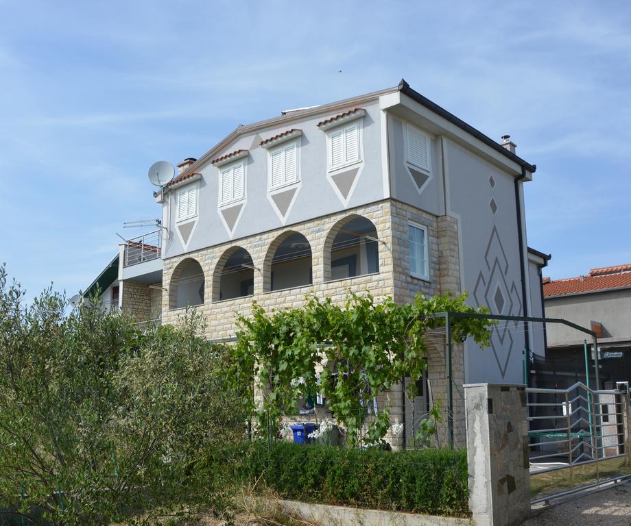 Apartments Petar & Anka Biograd Na Moru Ngoại thất bức ảnh