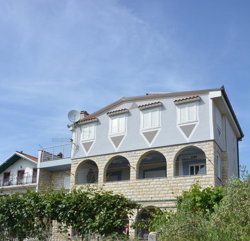 Apartments Petar & Anka Biograd Na Moru Ngoại thất bức ảnh