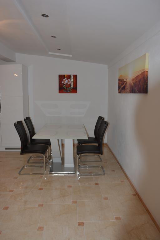 Apartments Petar & Anka Biograd Na Moru Phòng bức ảnh