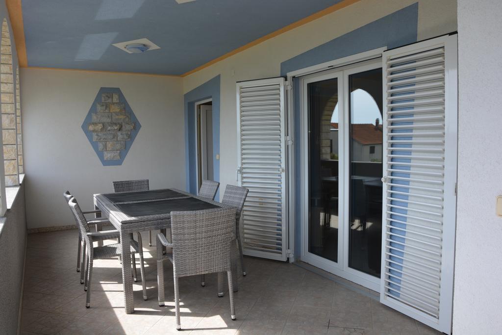 Apartments Petar & Anka Biograd Na Moru Ngoại thất bức ảnh