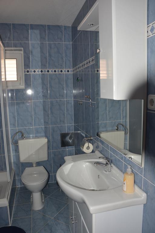 Apartments Petar & Anka Biograd Na Moru Ngoại thất bức ảnh